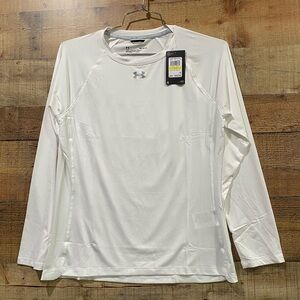 New With Tags Under Armour LS Loose Fit Womens White Tee Size Med, 2XL